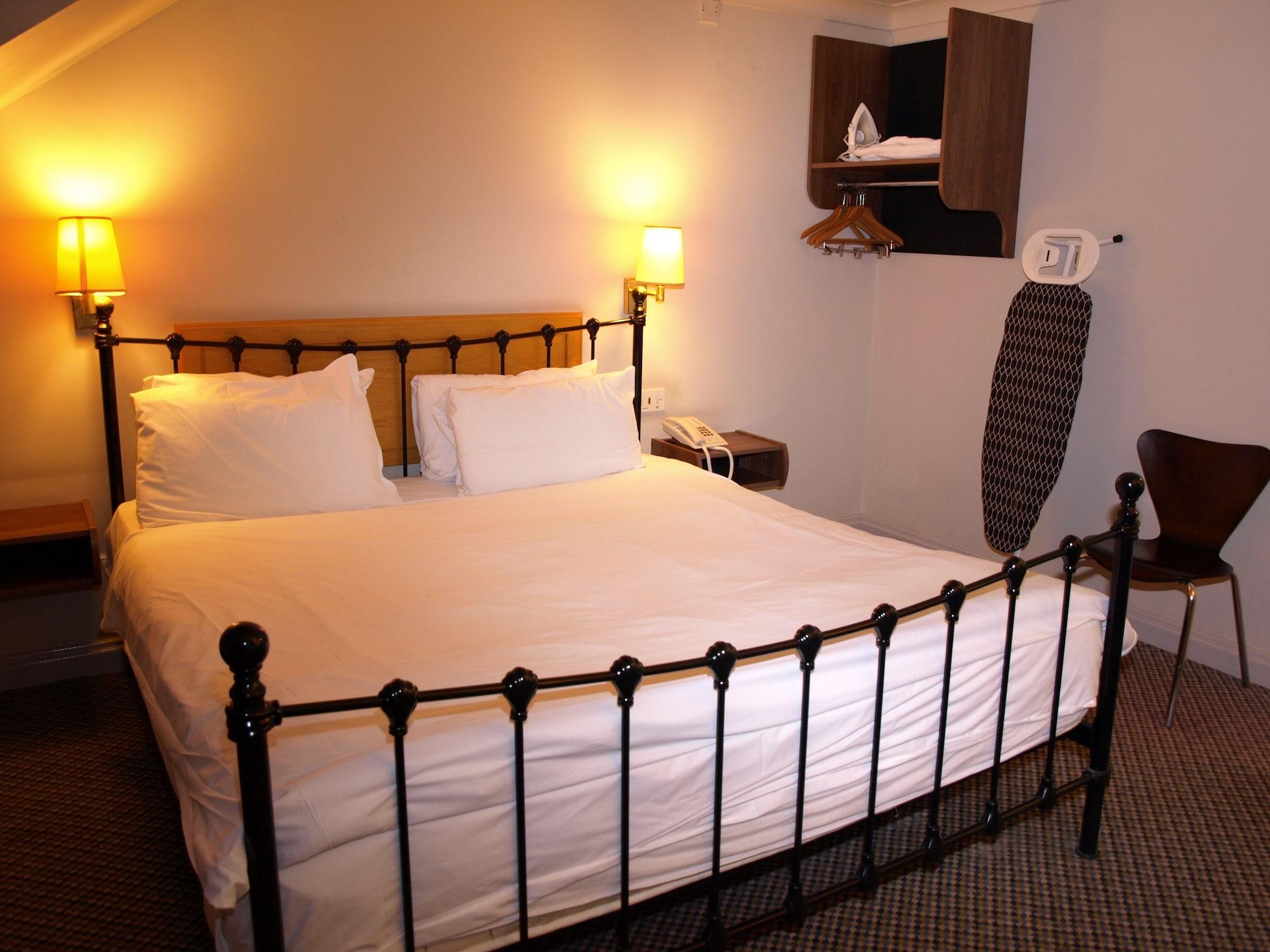 247Hotel.Com Oldham Buitenkant foto