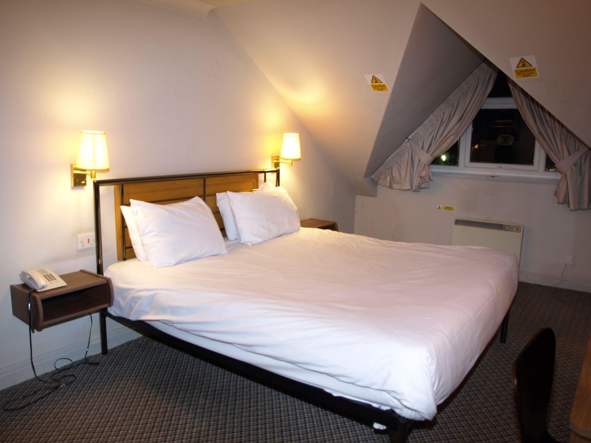 247Hotel.Com Oldham Buitenkant foto