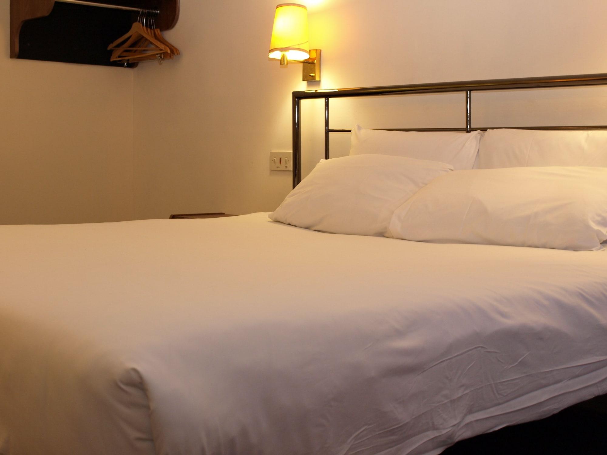 247Hotel.Com Oldham Buitenkant foto